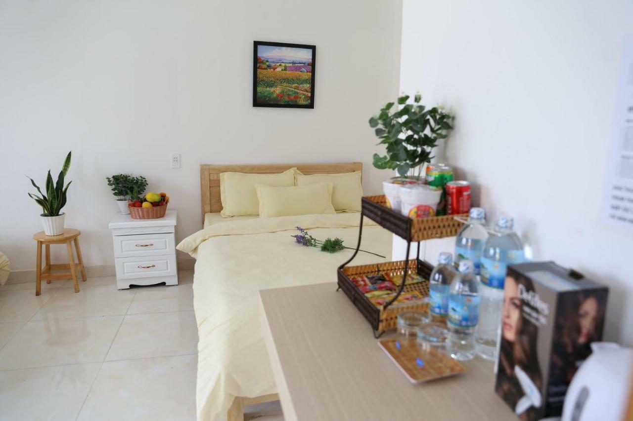 Strawberry Hotel Dalat Buitenkant foto